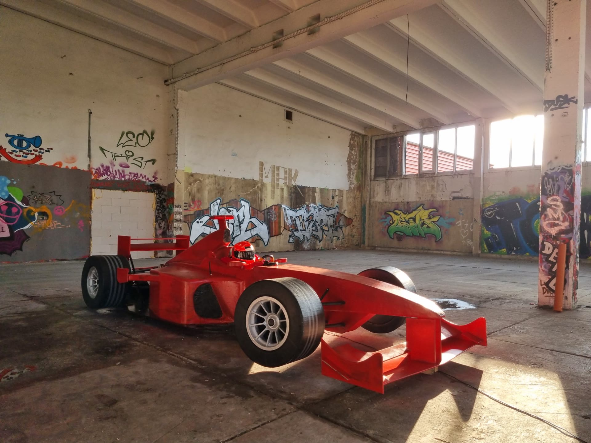 Formel-1 Replica – Robotergefräst